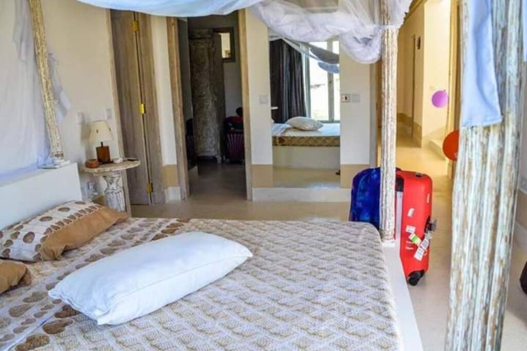 White Villa - Paparemo Beach Watamu Ngoại thất bức ảnh
