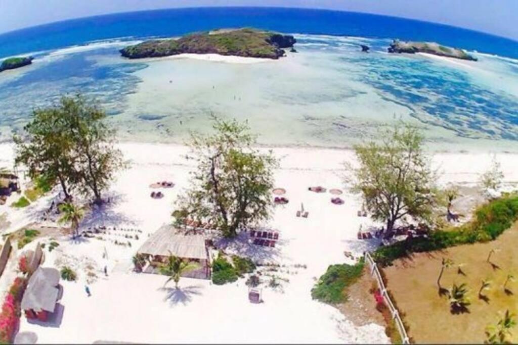 White Villa - Paparemo Beach Watamu Ngoại thất bức ảnh